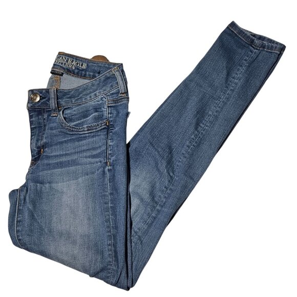 American Eagle Jegging Jeans Womens Size 4 Low Rise Medium Wash Denim Pants - Picture 1 of 6